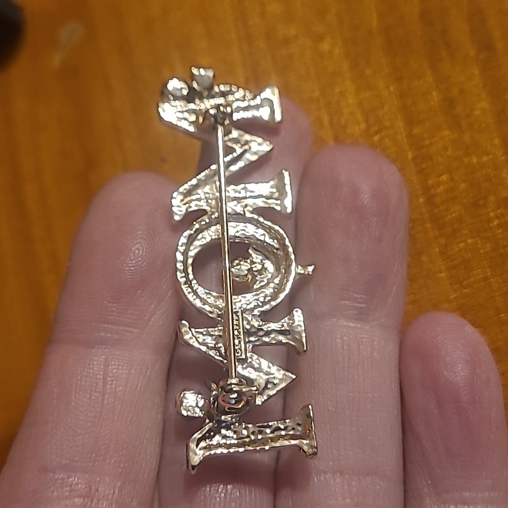 MOM Goldtone Pin L Razza - Picture 4 of 6